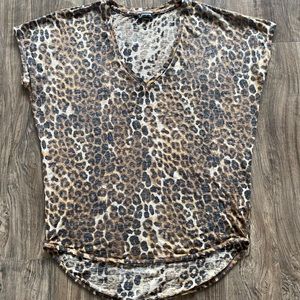 Express Oversized Leopard Print V Neck Tee
